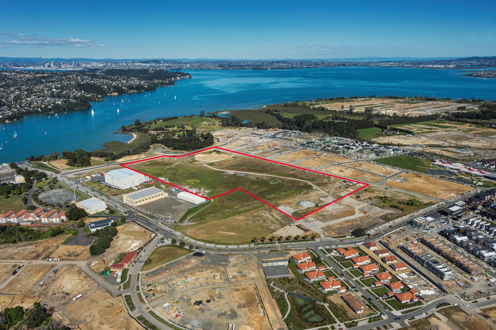 Neighbourhoods Hobsonville02e2 2 Airfields Site With Boundary Line