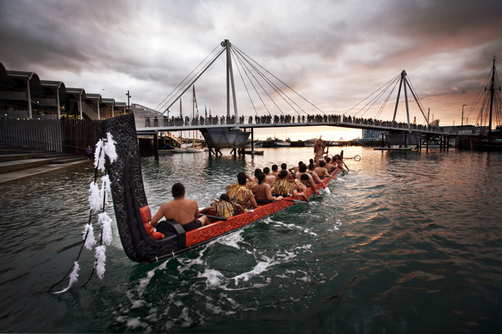 About 001 02C Waka