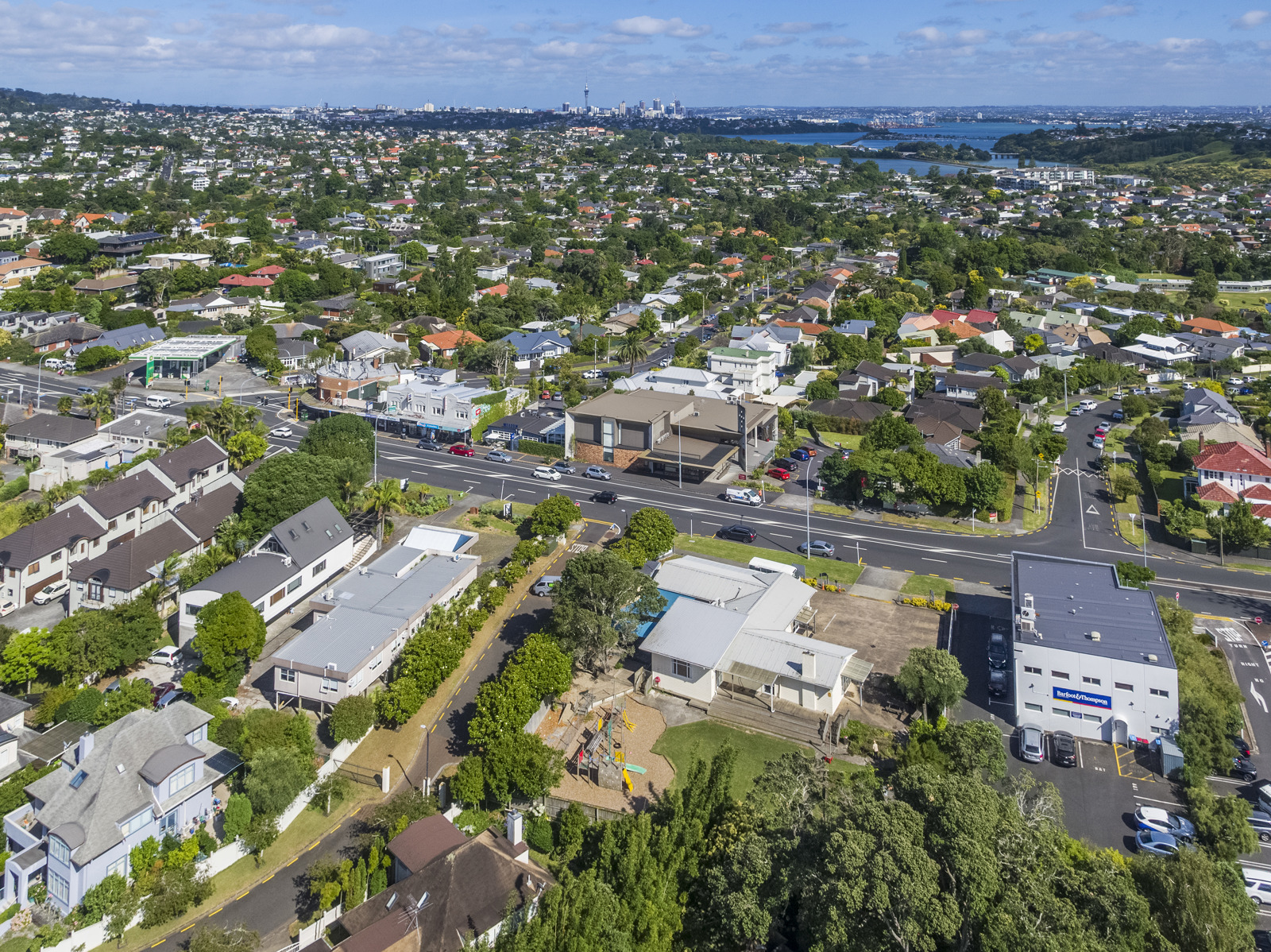 Neighbourhoods Meadowbank02i2 3 29 ST JOHNS RD 05