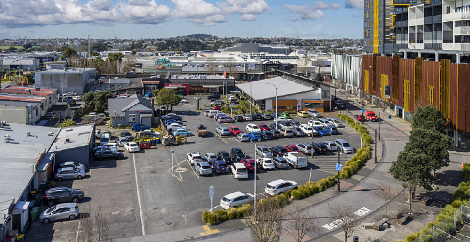 41 Mccrae Way, New Lynn Image 2