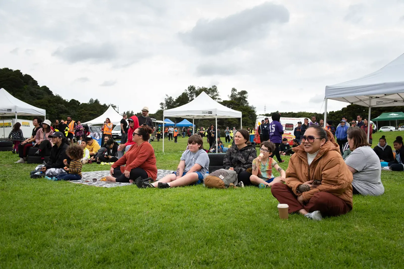 Hundreds Turn Up For 30